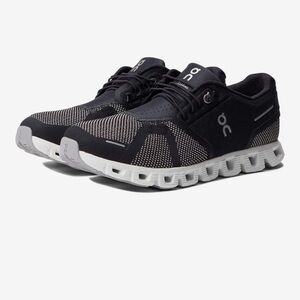 ON Running Cloud 5 Combo in black white Sz 8